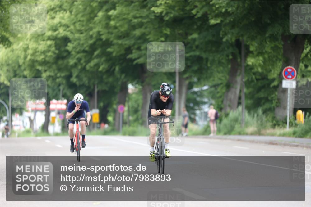 15.06.2025 - 7 Türme Triathlon Yannick Fuchs http://msf.ph/oto/7983893 15.06.2025 11:37:48 Radfahren 200 meine-sportfotos.de