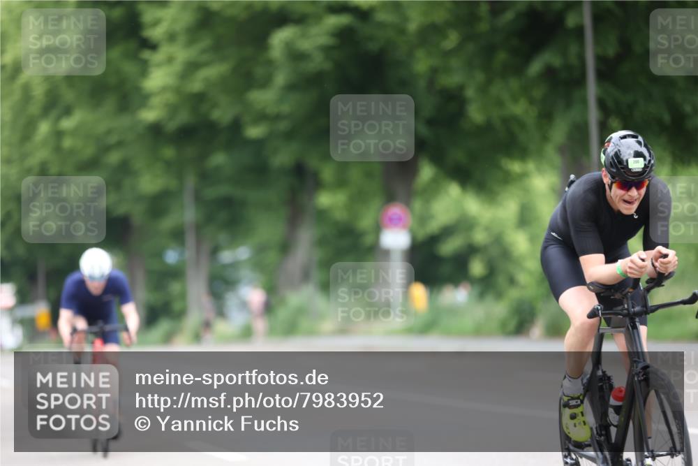 15.06.2025 - 7 Türme Triathlon Yannick Fuchs http://msf.ph/oto/7983952 15.06.2025 11:37:50 Radfahren 200 meine-sportfotos.de