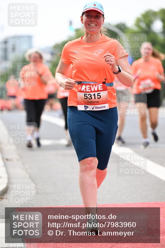 15.06.2025 - REWE Women's Run Dr. Thomas Lammeyer http://msf.ph/oto/7983960 15.06.2025 10:46:53 Laufen 5315 meine-sportfotos.de
