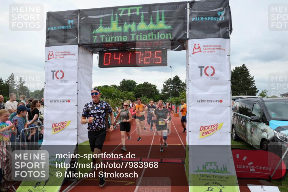 15.06.2025 - 7 Türme Triathlon Michael Strokosch http://msf.ph/oto/7983968 15.06.2025 14:17:25 Ziel 506, 751, 825, 850, 1128 meine-sportfotos.de