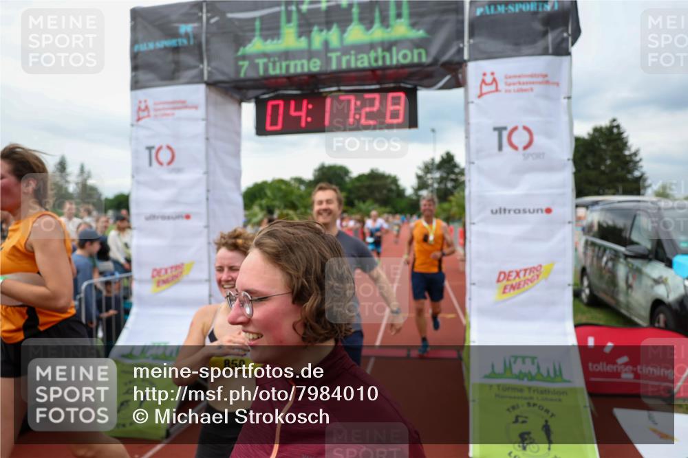 15.06.2025 - 7 Türme Triathlon Michael Strokosch http://msf.ph/oto/7984010 15.06.2025 14:17:27 Ziel 506, 825, 850, 1128 meine-sportfotos.de