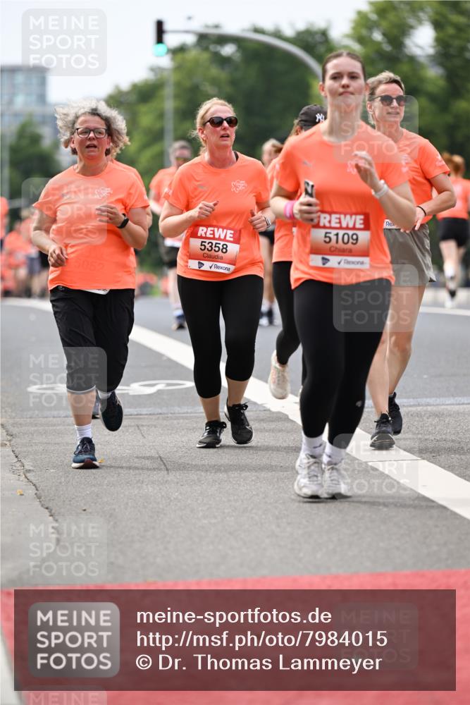 15.06.2025 - REWE Women's Run Dr. Thomas Lammeyer http://msf.ph/oto/7984015 15.06.2025 10:46:55 Laufen 5358, 5109 meine-sportfotos.de