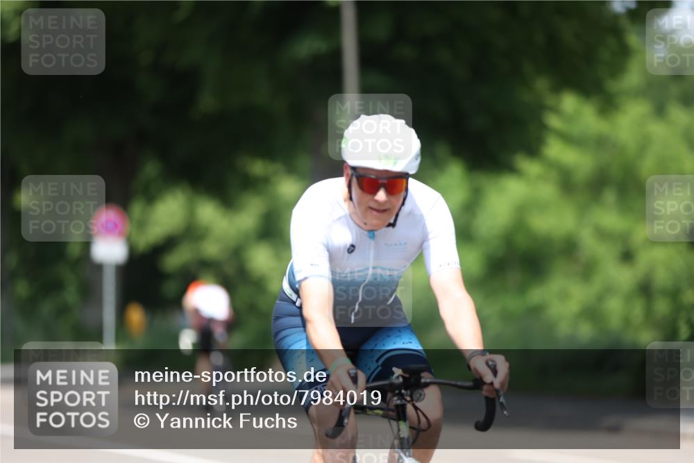 15.06.2025 - 7 Türme Triathlon Yannick Fuchs http://msf.ph/oto/7984019 15.06.2025 12:54:07 Radfahren 332, 562, 613, 649 meine-sportfotos.de