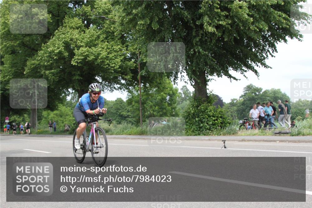 15.06.2025 - 7 Türme Triathlon Yannick Fuchs http://msf.ph/oto/7984023 15.06.2025 13:41:16 Radfahren  meine-sportfotos.de