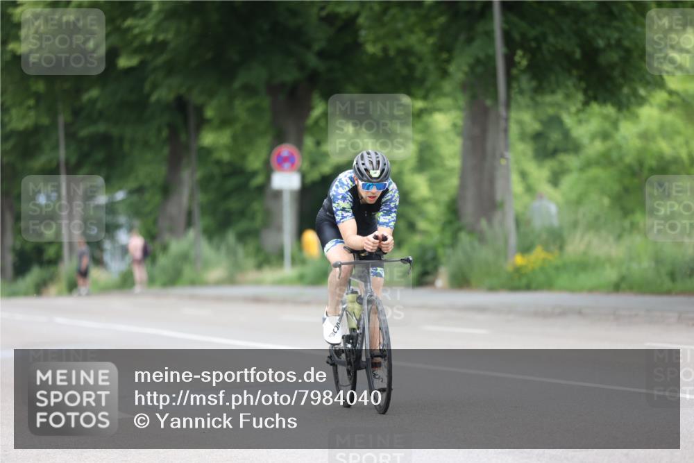 15.06.2025 - 7 Türme Triathlon Yannick Fuchs http://msf.ph/oto/7984040 15.06.2025 11:37:59 Radfahren 280 meine-sportfotos.de