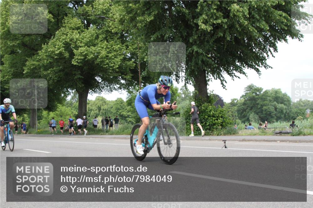 15.06.2025 - 7 Türme Triathlon Yannick Fuchs http://msf.ph/oto/7984049 15.06.2025 13:41:36 Radfahren  meine-sportfotos.de