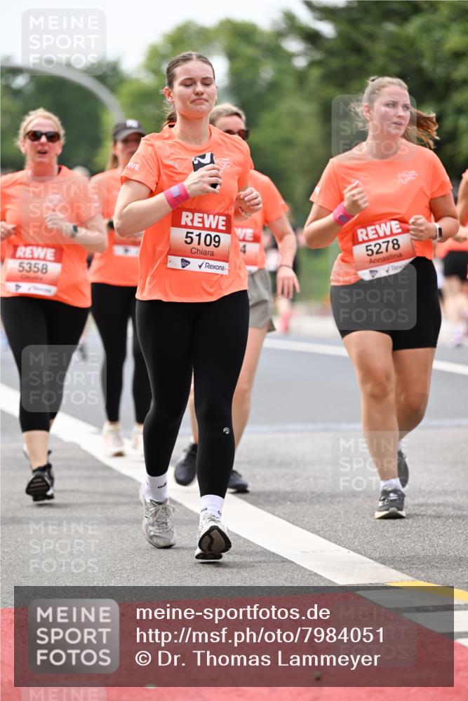 15.06.2025 - REWE Women's Run Dr. Thomas Lammeyer http://msf.ph/oto/7984051 15.06.2025 10:46:55 Laufen 5358, 5109, 5278 meine-sportfotos.de