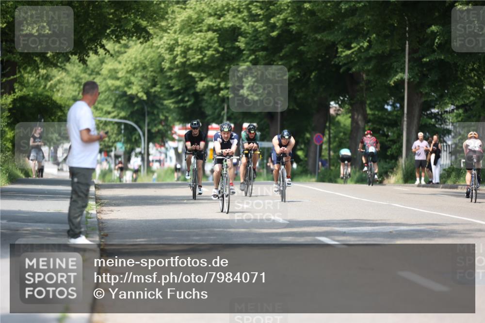 15.06.2025 - 7 Türme Triathlon Yannick Fuchs http://msf.ph/oto/7984071 15.06.2025 12:54:09 Radfahren 332, 510, 562, 613, 649, 1090 meine-sportfotos.de