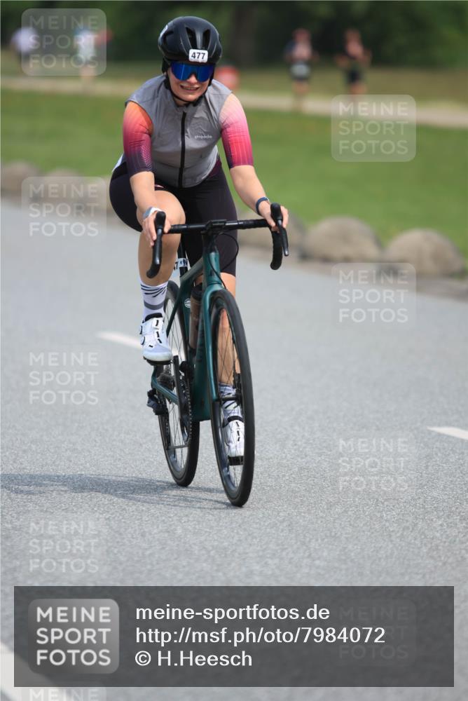 15.06.2025 - 27. Vierlanden-Triathlon H.Heesch http://msf.ph/oto/7984072 15.06.2025 10:58:53 Radfahren 23, 173, 471, 477, 595 meine-sportfotos.de