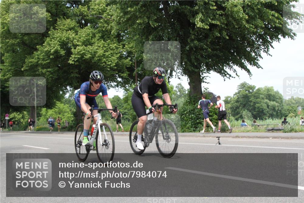 15.06.2025 - 7 Türme Triathlon Yannick Fuchs http://msf.ph/oto/7984074 15.06.2025 13:42:17 Radfahren  meine-sportfotos.de