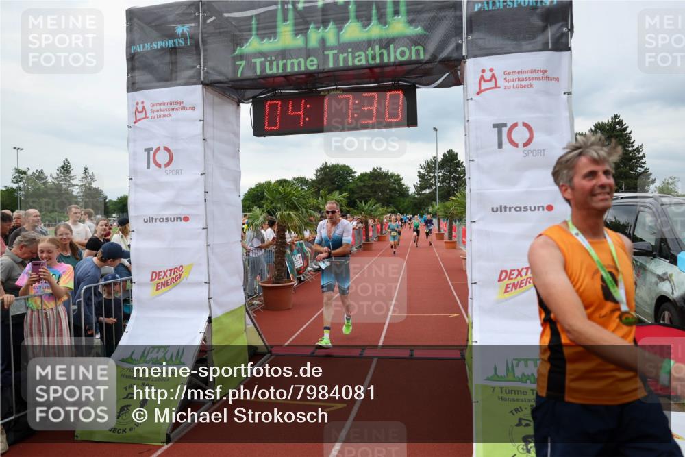 15.06.2025 - 7 Türme Triathlon Michael Strokosch http://msf.ph/oto/7984081 15.06.2025 14:17:30 Ziel 451, 506, 737, 825, 850, 975, 1128, 1189 meine-sportfotos.de