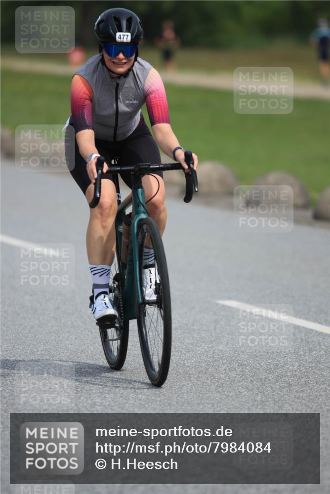 15.06.2025 - 27. Vierlanden-Triathlon H.Heesch http://msf.ph/oto/7984084 15.06.2025 10:58:53 Radfahren 23, 173, 471, 477, 595 meine-sportfotos.de