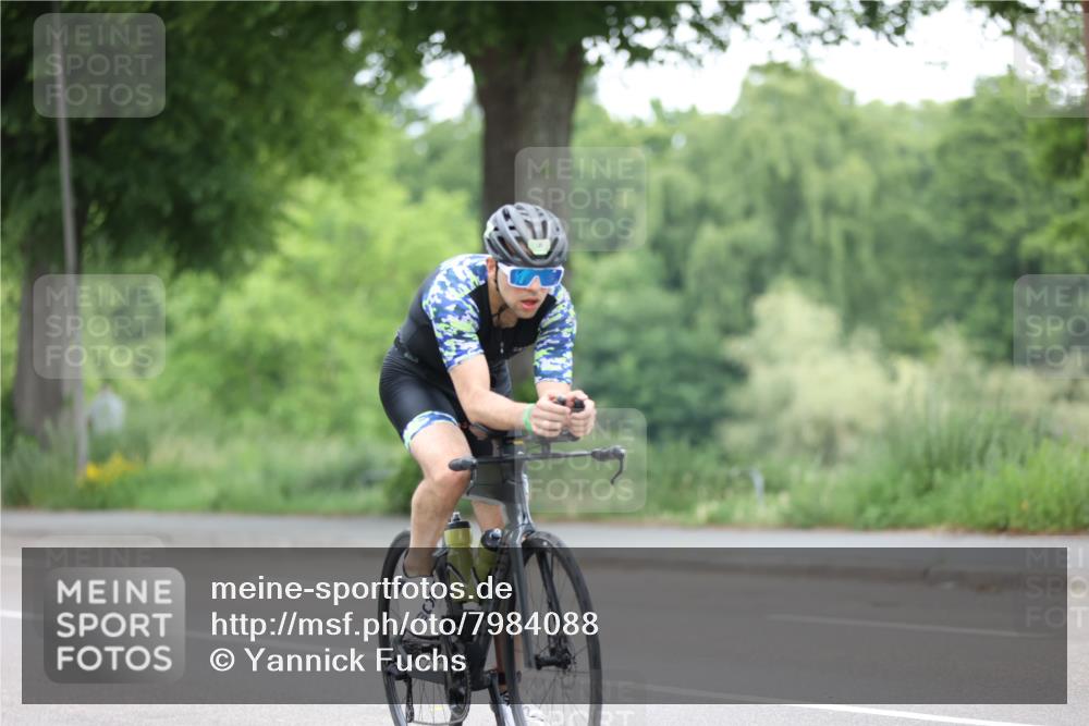 15.06.2025 - 7 Türme Triathlon Yannick Fuchs http://msf.ph/oto/7984088 15.06.2025 11:38:00 Radfahren 280 meine-sportfotos.de
