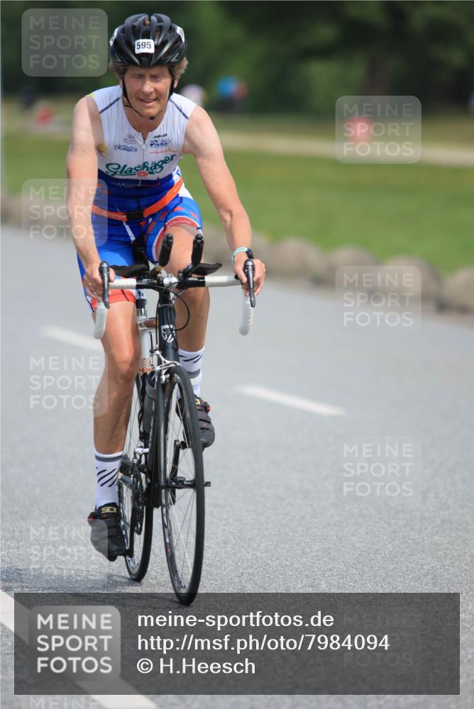 15.06.2025 - 27. Vierlanden-Triathlon H.Heesch http://msf.ph/oto/7984094 15.06.2025 10:58:54 Radfahren 23, 173, 471, 477, 595 meine-sportfotos.de