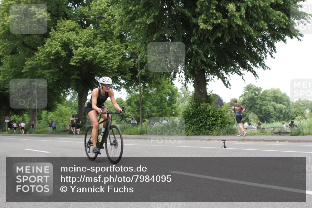 15.06.2025 - 7 Türme Triathlon Yannick Fuchs http://msf.ph/oto/7984095 15.06.2025 13:42:36 Radfahren  meine-sportfotos.de