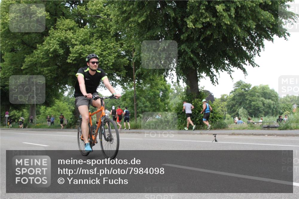 15.06.2025 - 7 Türme Triathlon Yannick Fuchs http://msf.ph/oto/7984098 15.06.2025 13:42:46 Radfahren  meine-sportfotos.de