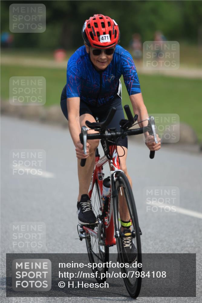 15.06.2025 - 27. Vierlanden-Triathlon H.Heesch http://msf.ph/oto/7984108 15.06.2025 10:58:56 Radfahren 23, 173, 471, 477, 595, 621 meine-sportfotos.de