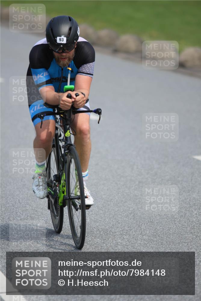 21.06.2025 - 27. Vierlanden-Triathlon H.Heesch http://msf.ph/oto/7984148 15.06.2025 11:21:03 Radfahren 93, 142, 856 meine-sportfotos.de
