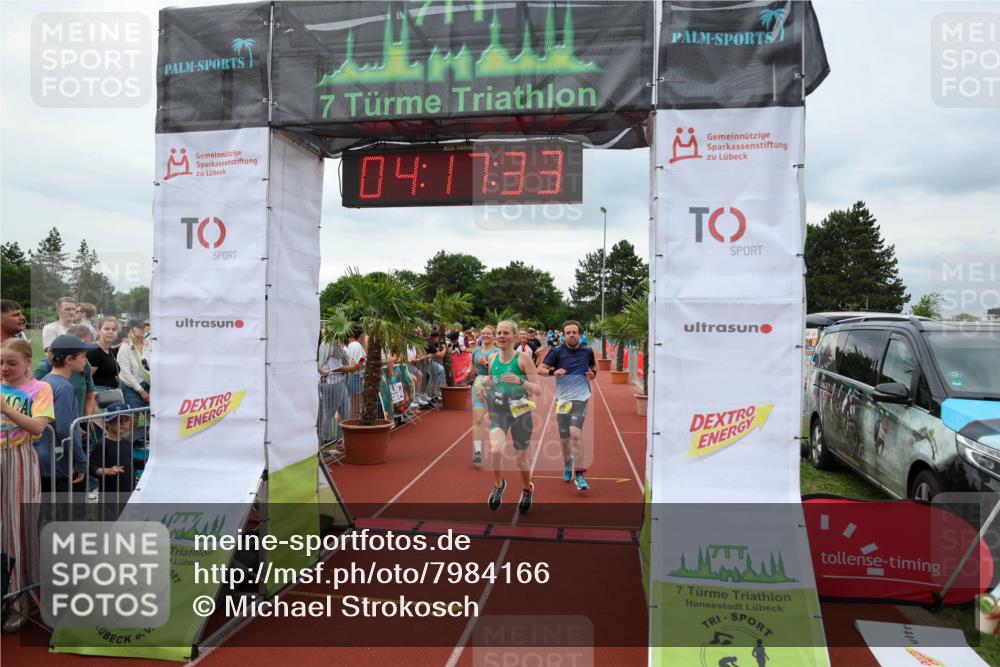 15.06.2025 - 7 Türme Triathlon Michael Strokosch http://msf.ph/oto/7984166 15.06.2025 14:17:33 Ziel 451, 506, 737, 781, 825, 850, 975, 1128, 1189 meine-sportfotos.de