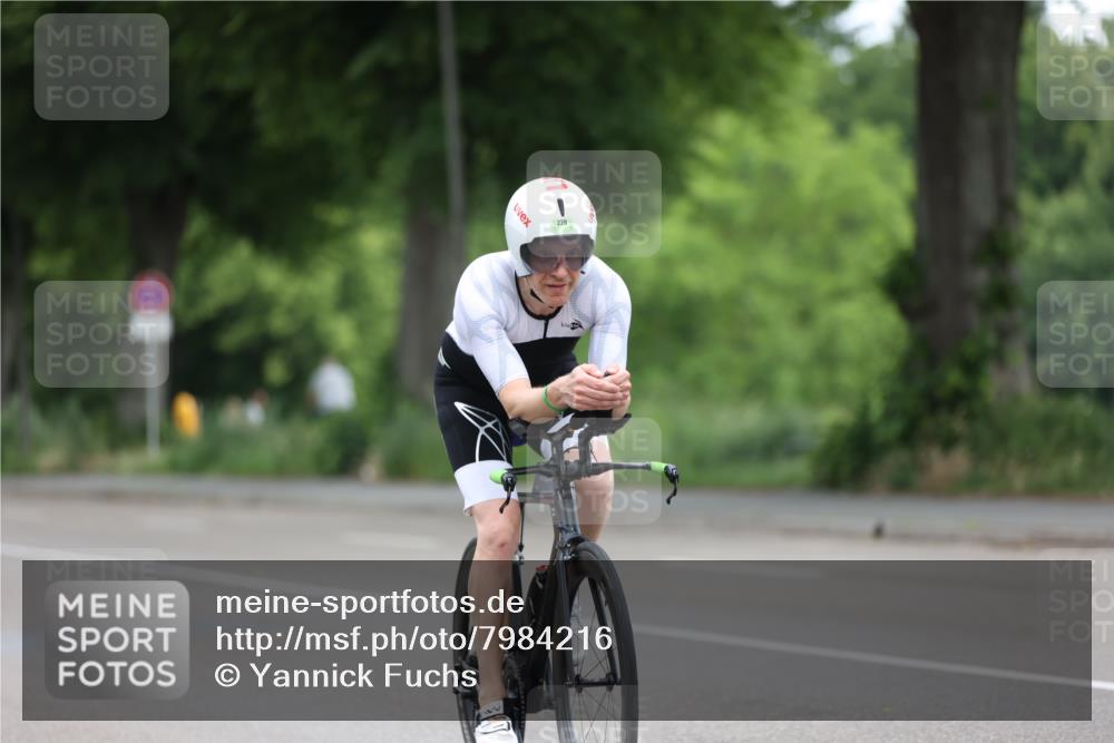 15.06.2025 - 7 Türme Triathlon Yannick Fuchs http://msf.ph/oto/7984216 15.06.2025 11:38:06 Radfahren 304, 307 meine-sportfotos.de