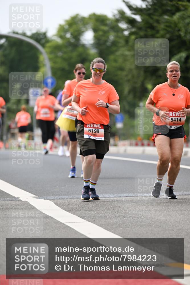 15.06.2025 - REWE Women's Run Dr. Thomas Lammeyer http://msf.ph/oto/7984223 15.06.2025 10:47:00 Laufen 5198, 5414 meine-sportfotos.de