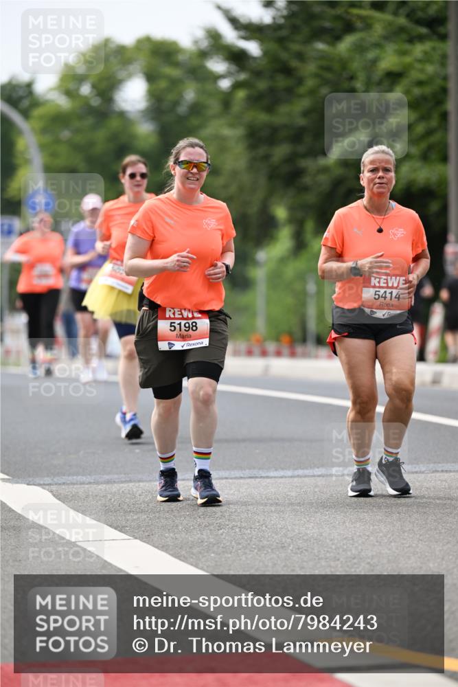 15.06.2025 - REWE Women's Run Dr. Thomas Lammeyer http://msf.ph/oto/7984243 15.06.2025 10:47:01 Laufen 5198, 5414 meine-sportfotos.de