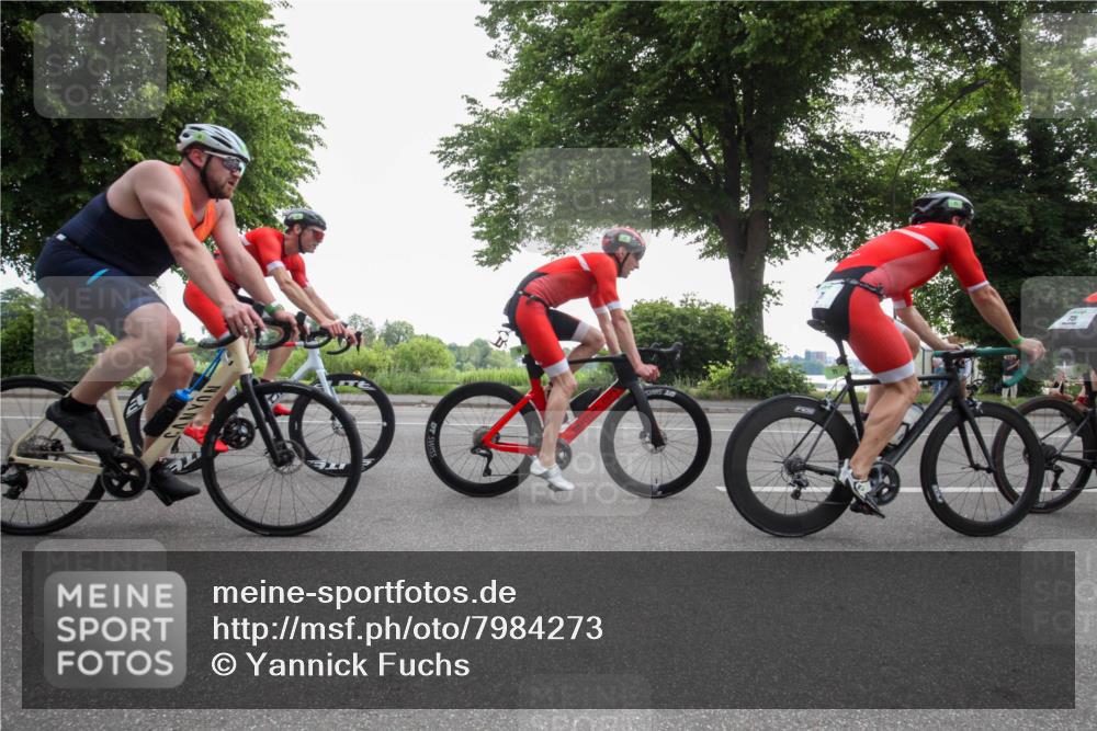 15.06.2025 - 7 Türme Triathlon Yannick Fuchs http://msf.ph/oto/7984273 15.06.2025 09:48:37 Radfahren 31, 33, 34, 35, 71, 74, 75, 101, 104 meine-sportfotos.de