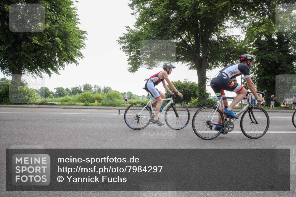 15.06.2025 - 7 Türme Triathlon Yannick Fuchs http://msf.ph/oto/7984297 15.06.2025 09:48:39 Radfahren 31, 33, 34, 35, 71, 74, 75, 101, 104 meine-sportfotos.de