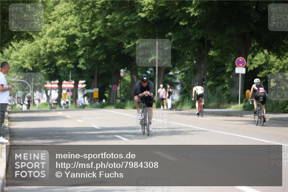 15.06.2025 - 7 Türme Triathlon Yannick Fuchs http://msf.ph/oto/7984308 15.06.2025 12:54:22 Radfahren 380, 570, 604, 672 meine-sportfotos.de