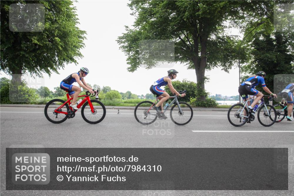 15.06.2025 - 7 Türme Triathlon Yannick Fuchs http://msf.ph/oto/7984310 15.06.2025 09:48:40 Radfahren 31, 33, 34, 35, 71, 74, 75, 101, 104, 105, 106 meine-sportfotos.de