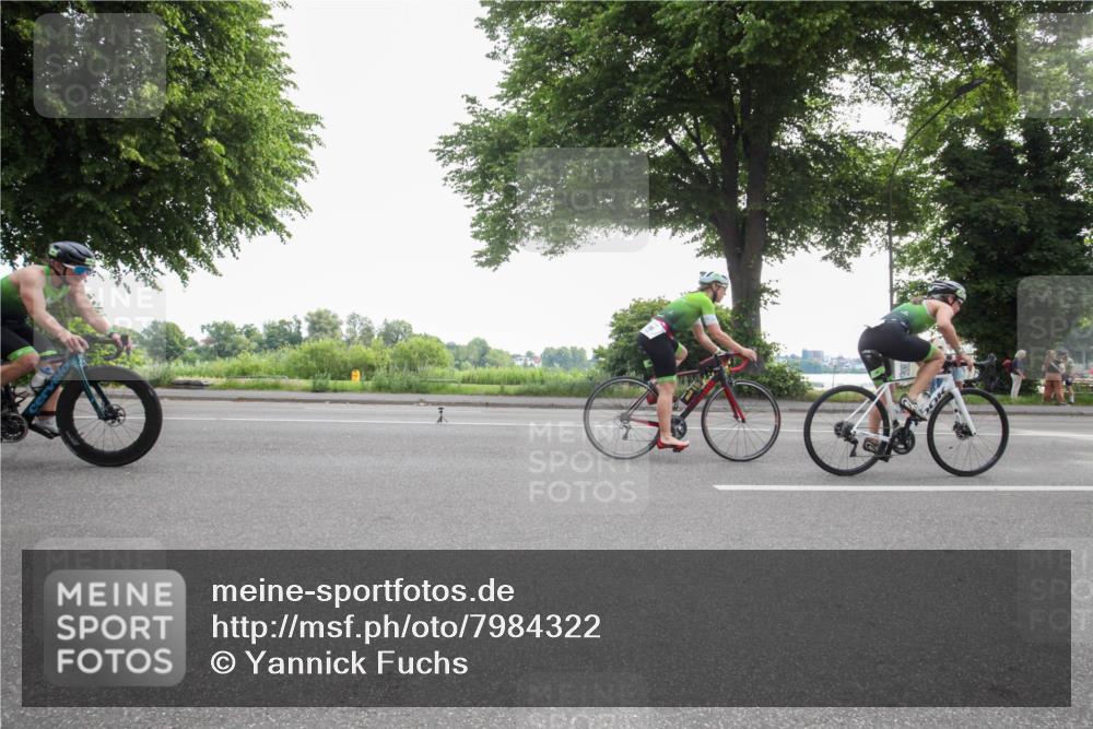 15.06.2025 - 7 Türme Triathlon Yannick Fuchs http://msf.ph/oto/7984322 15.06.2025 09:48:48 Radfahren 105, 106 meine-sportfotos.de