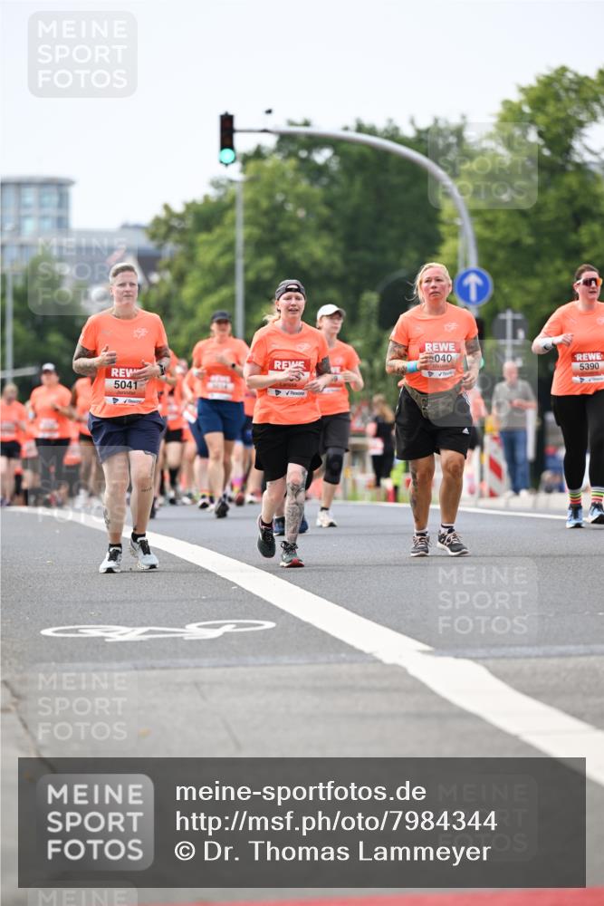 15.06.2025 - REWE Women's Run Dr. Thomas Lammeyer http://msf.ph/oto/7984344 15.06.2025 10:47:04 Laufen 5041, 040 meine-sportfotos.de