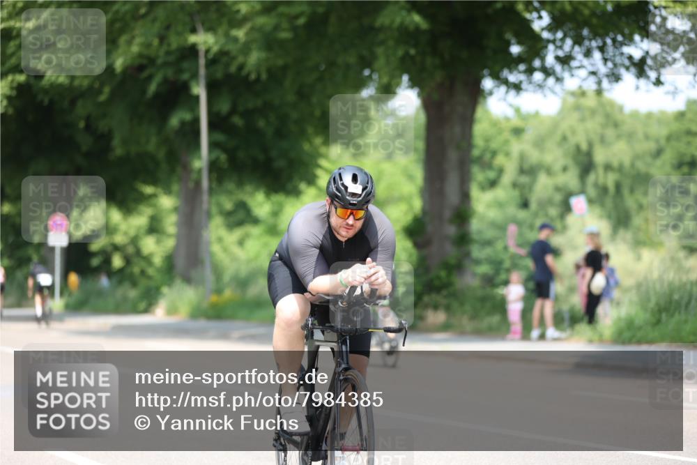 15.06.2025 - 7 Türme Triathlon Yannick Fuchs http://msf.ph/oto/7984385 15.06.2025 12:54:24 Radfahren 380, 604, 672 meine-sportfotos.de