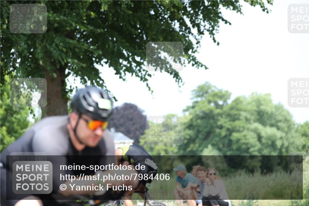 15.06.2025 - 7 Türme Triathlon Yannick Fuchs http://msf.ph/oto/7984406 15.06.2025 12:54:24 Radfahren 380, 604, 672 meine-sportfotos.de