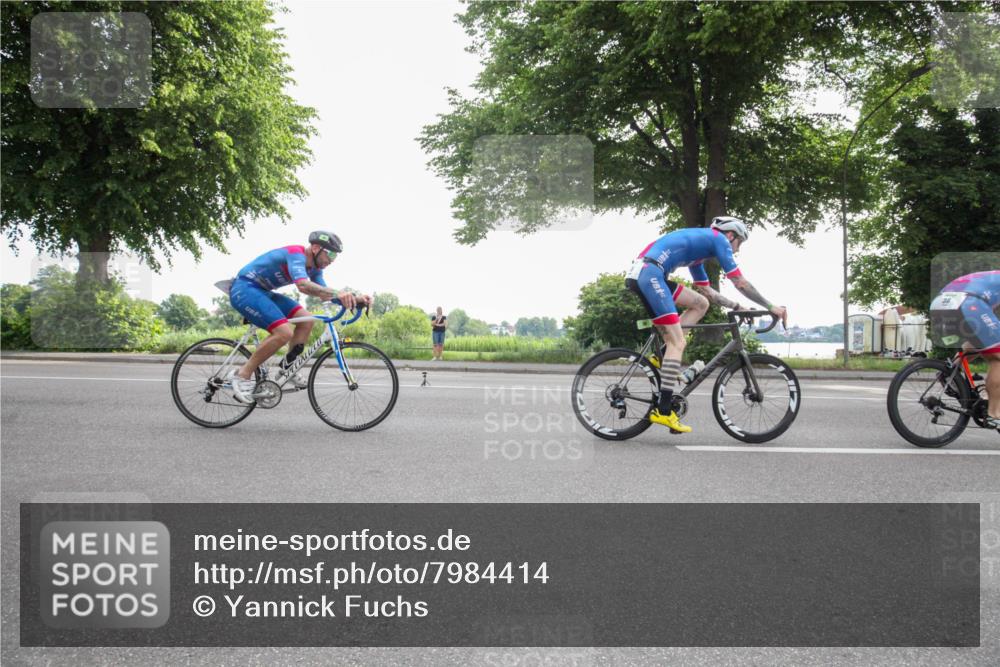 15.06.2025 - 7 Türme Triathlon Yannick Fuchs http://msf.ph/oto/7984414 15.06.2025 09:52:23 Radfahren 39, 40 meine-sportfotos.de