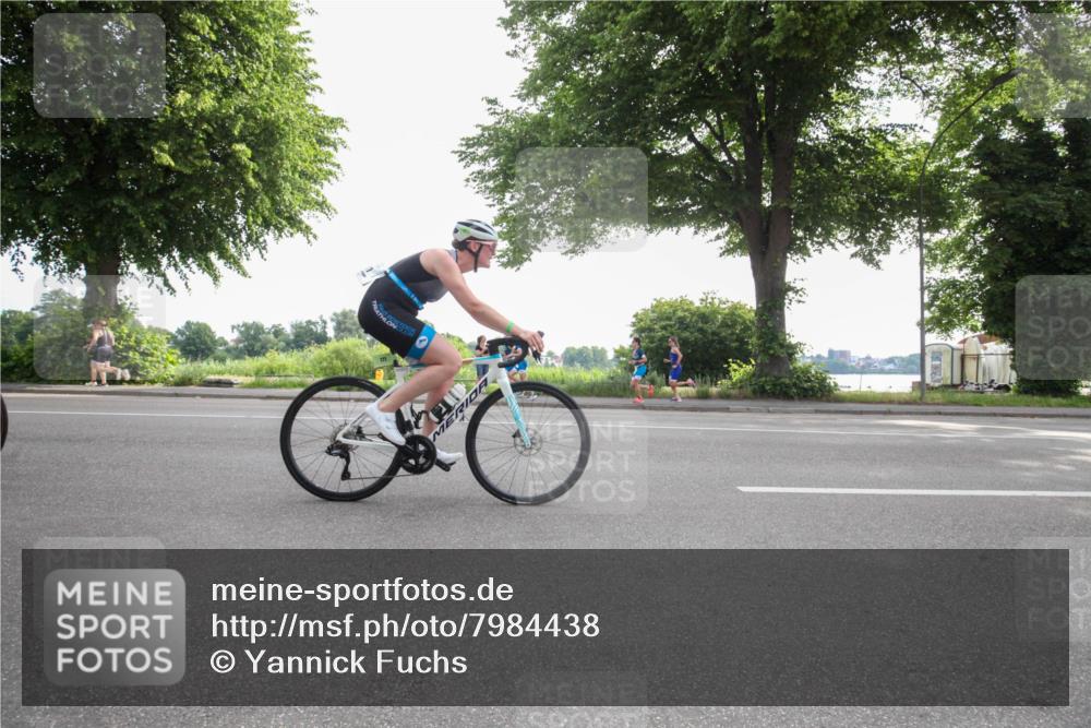 15.06.2025 - 7 Türme Triathlon Yannick Fuchs http://msf.ph/oto/7984438 15.06.2025 09:54:43 Radfahren 109, 111, 117, 118, 119 meine-sportfotos.de