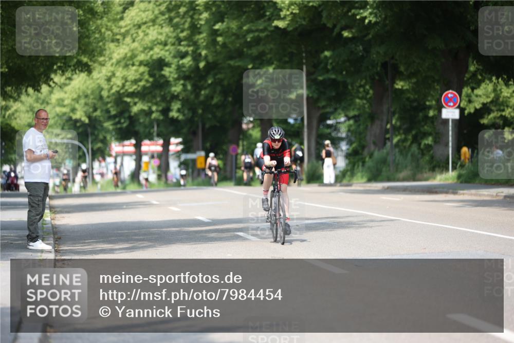 15.06.2025 - 7 Türme Triathlon Yannick Fuchs http://msf.ph/oto/7984454 15.06.2025 12:54:34 Radfahren 232, 673 meine-sportfotos.de