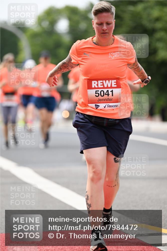 15.06.2025 - REWE Women's Run Dr. Thomas Lammeyer http://msf.ph/oto/7984472 15.06.2025 10:47:12 Laufen 5041 meine-sportfotos.de