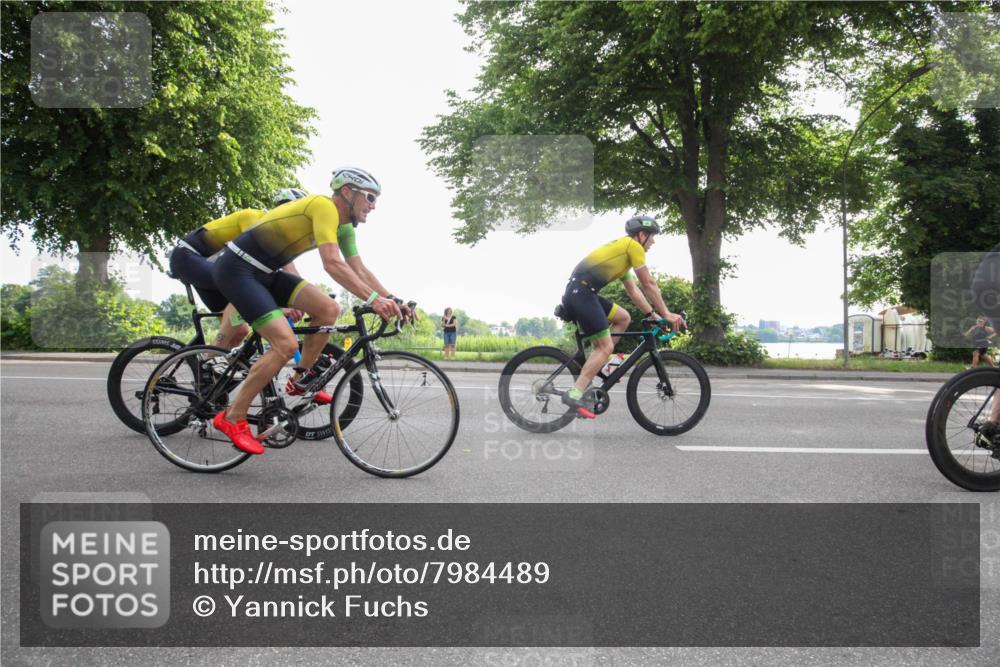 15.06.2025 - 7 Türme Triathlon Yannick Fuchs http://msf.ph/oto/7984489 15.06.2025 09:55:57 Radfahren 51, 52, 53, 55, 57, 93, 94, 95, 115 meine-sportfotos.de