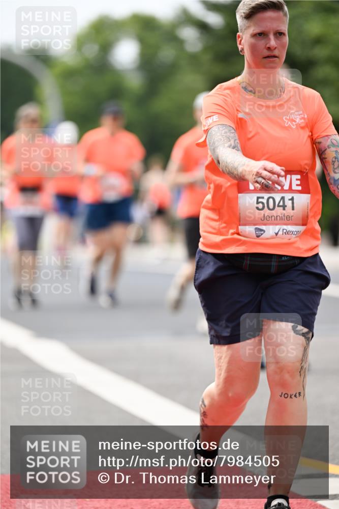 15.06.2025 - REWE Women's Run Dr. Thomas Lammeyer http://msf.ph/oto/7984505 15.06.2025 10:47:12 Laufen 5041 meine-sportfotos.de