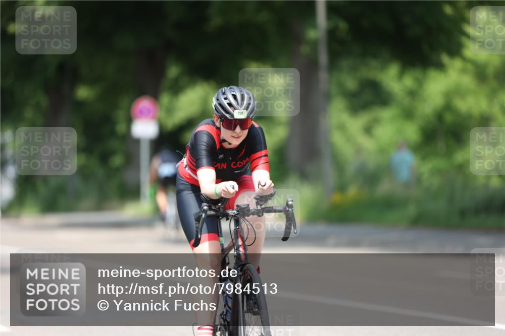 15.06.2025 - 7 Türme Triathlon Yannick Fuchs http://msf.ph/oto/7984513 15.06.2025 12:54:35 Radfahren 232, 341, 673 meine-sportfotos.de