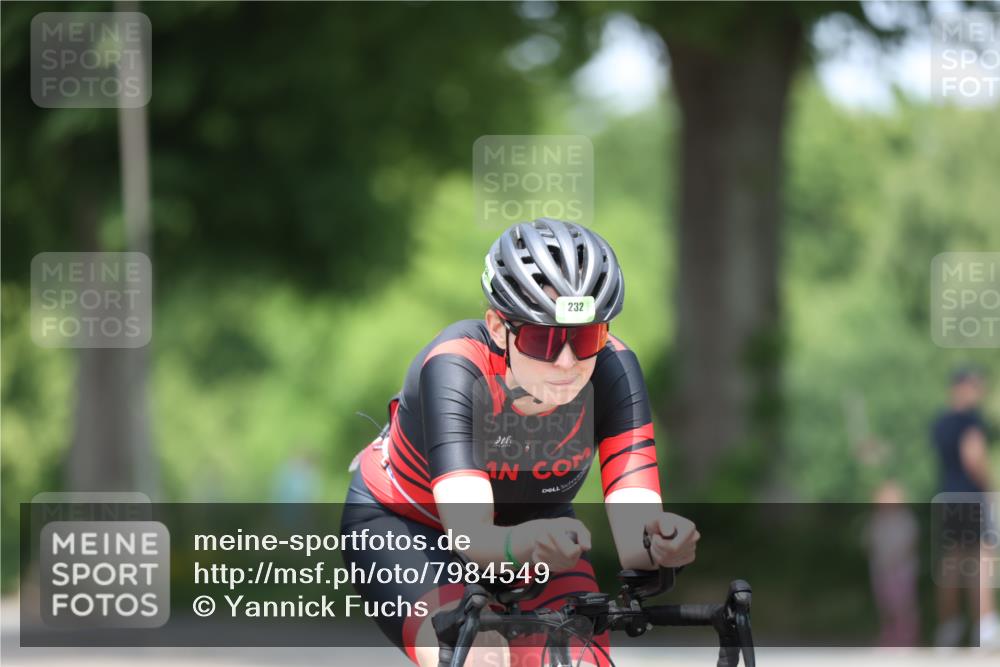 15.06.2025 - 7 Türme Triathlon Yannick Fuchs http://msf.ph/oto/7984549 15.06.2025 12:54:36 Radfahren 232, 341, 673 meine-sportfotos.de