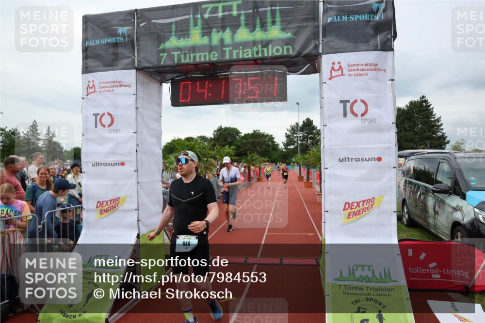 15.06.2025 - 7 Türme Triathlon Michael Strokosch http://msf.ph/oto/7984553 15.06.2025 14:17:50 Ziel 648, 681, 721, 922, 1195 meine-sportfotos.de