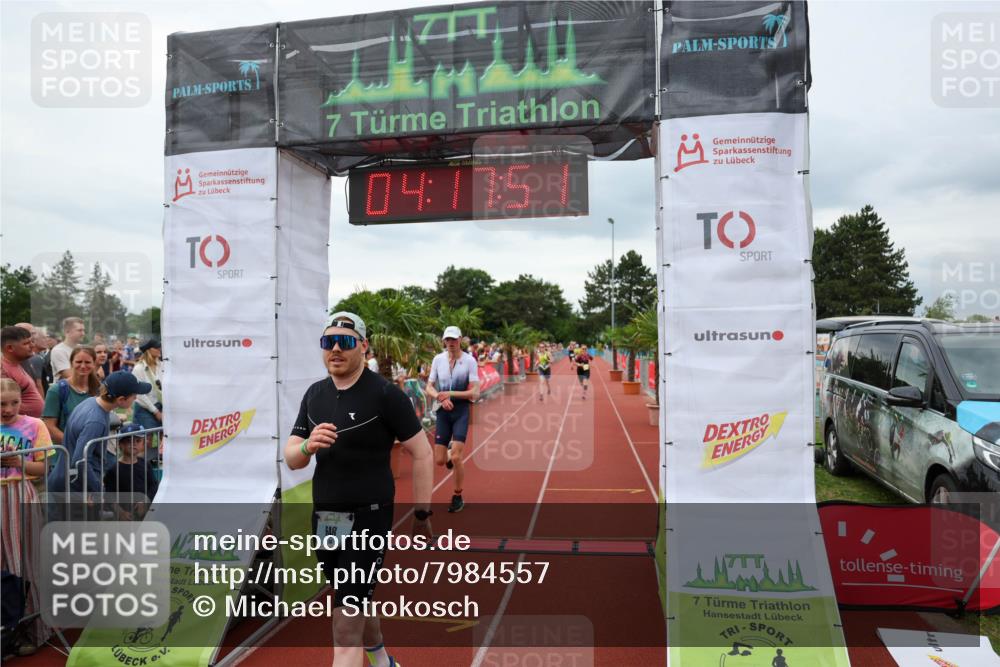 15.06.2025 - 7 Türme Triathlon Michael Strokosch http://msf.ph/oto/7984557 15.06.2025 14:17:51 Ziel 648, 681, 721, 922, 1195 meine-sportfotos.de
