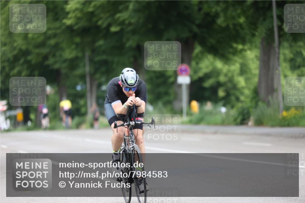 15.06.2025 - 7 Türme Triathlon Yannick Fuchs http://msf.ph/oto/7984583 15.06.2025 11:38:25 Radfahren 246, 285 meine-sportfotos.de