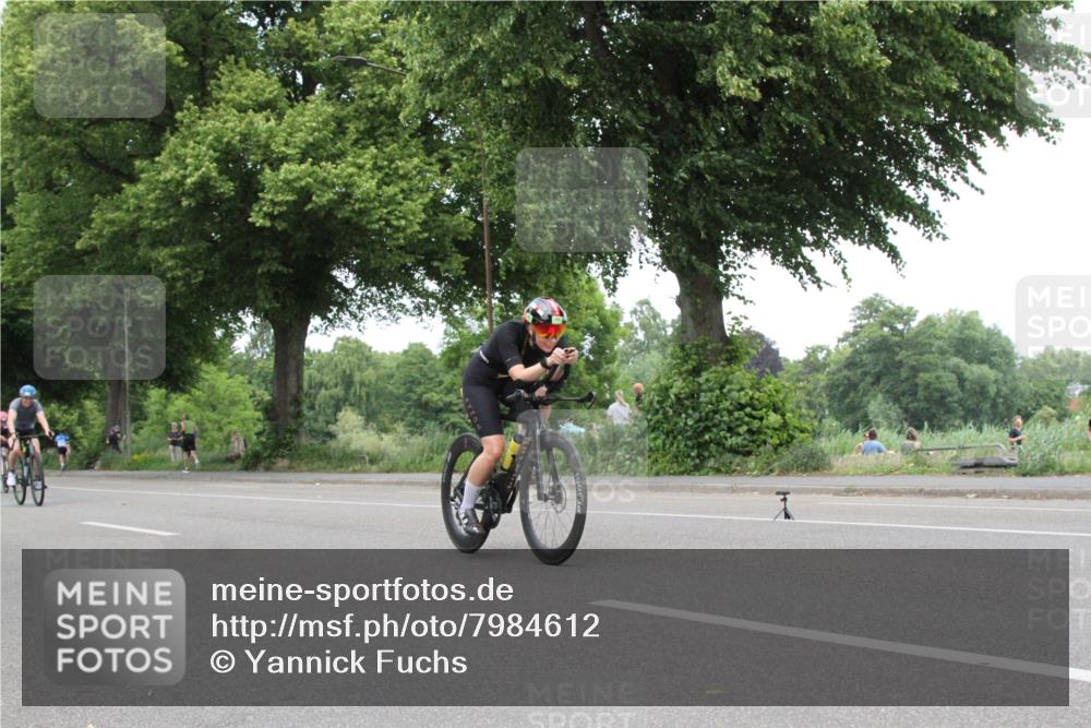 15.06.2025 - 7 Türme Triathlon Yannick Fuchs http://msf.ph/oto/7984612 15.06.2025 13:44:52 Radfahren  meine-sportfotos.de
