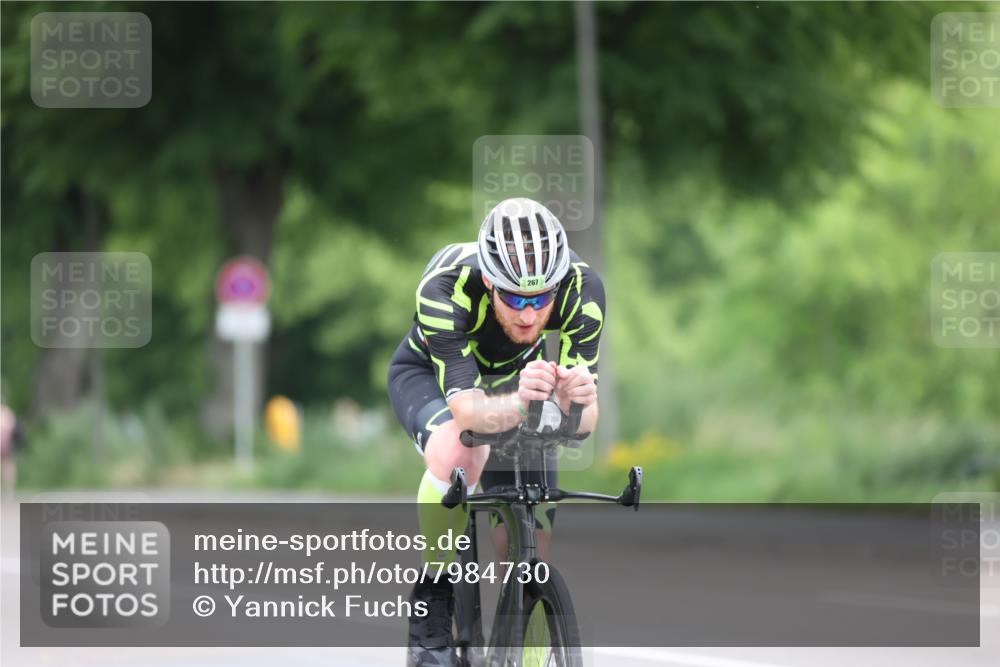 15.06.2025 - 7 Türme Triathlon Yannick Fuchs http://msf.ph/oto/7984730 15.06.2025 11:38:51 Radfahren 267, 323 meine-sportfotos.de