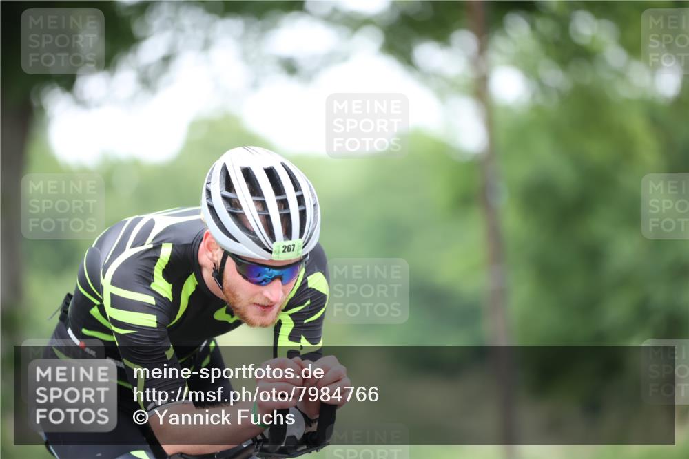 15.06.2025 - 7 Türme Triathlon Yannick Fuchs http://msf.ph/oto/7984766 15.06.2025 11:38:51 Radfahren 267, 323 meine-sportfotos.de