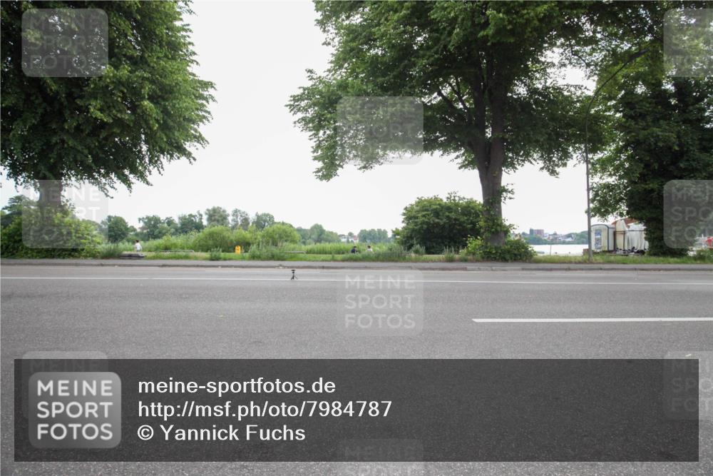 15.06.2025 - 7 Türme Triathlon Yannick Fuchs http://msf.ph/oto/7984787 15.06.2025 10:07:44 Radfahren  meine-sportfotos.de