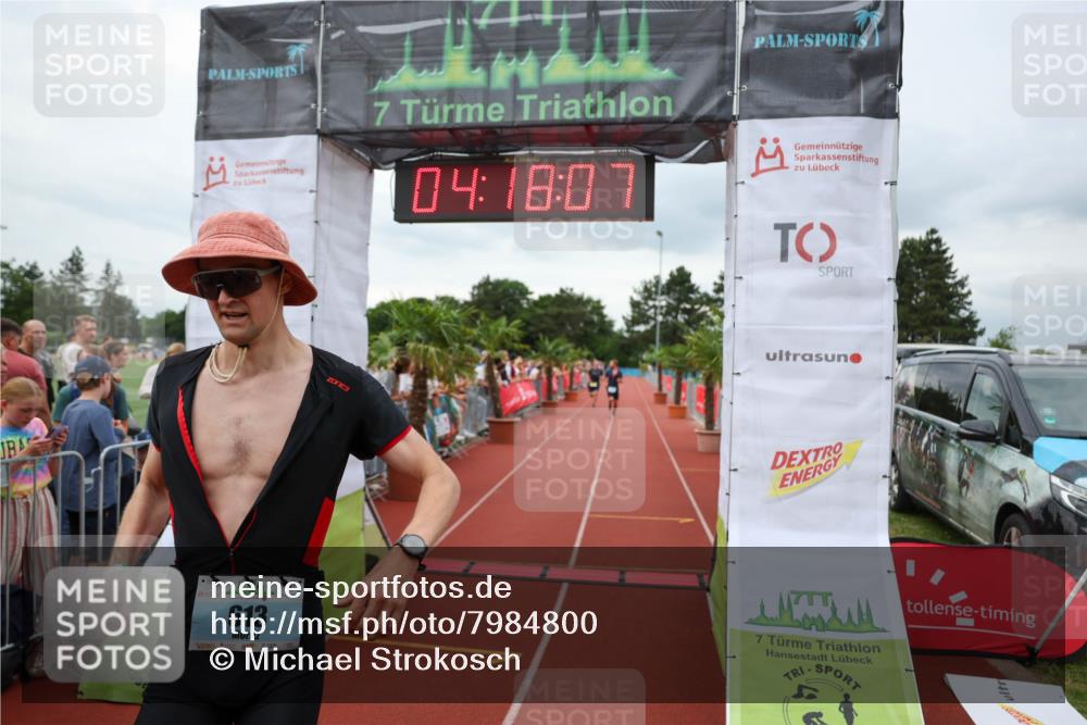 15.06.2025 - 7 Türme Triathlon Michael Strokosch http://msf.ph/oto/7984800 15.06.2025 14:18:06 Ziel 261, 511, 570, 613, 841, 1131 meine-sportfotos.de